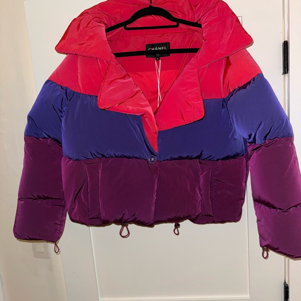 CHANEL FW 2019/2020 Puffer Jacket 36 FR